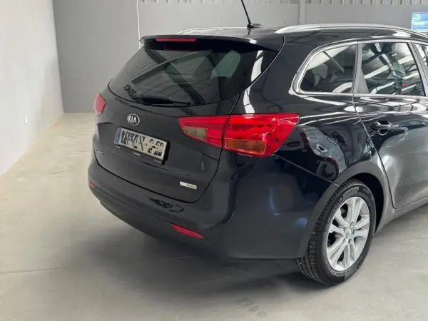 Kia Ceed SW 1.6 CRDi Prime 6