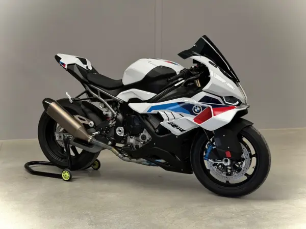 BMW S 1000 RR Outro 2