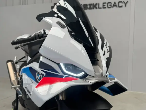 BMW S 1000 RR Outro 4
