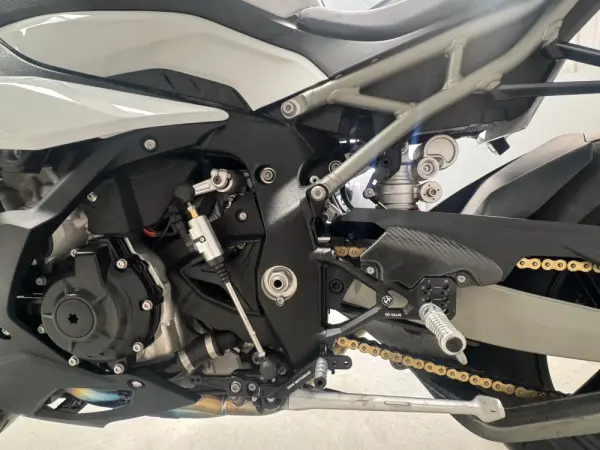 BMW S 1000 RR Outro 8