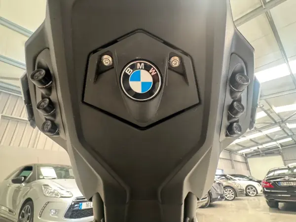 BMW S 1000 RR Outro 10