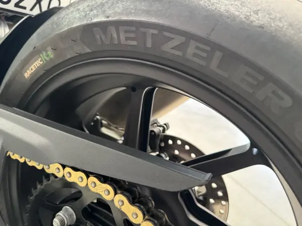 BMW S 1000 RR Outro 14