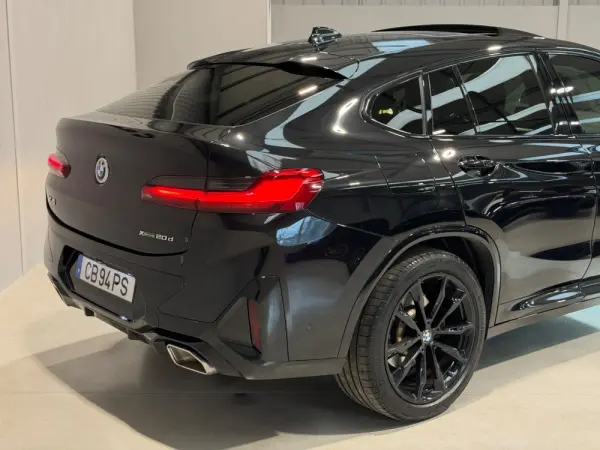 BMW X4 Outro 6