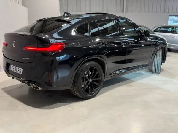 BMW X4 Outro 9