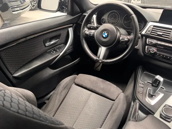 BMW 418 Gran Coupé d Pack M Auto 12
