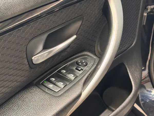 BMW 418 Gran Coupé d Pack M Auto 17
