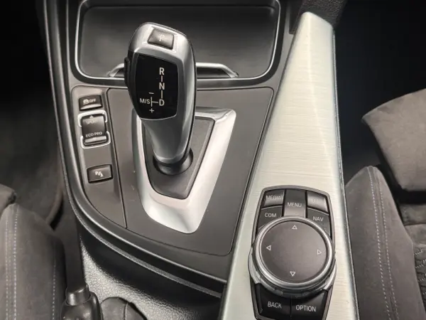 BMW 418 Gran Coupé d Pack M Auto 16