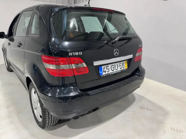 Mercedes-Benz B 180 CDI 6