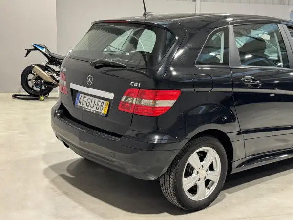 Mercedes-Benz B 180 CDI 5