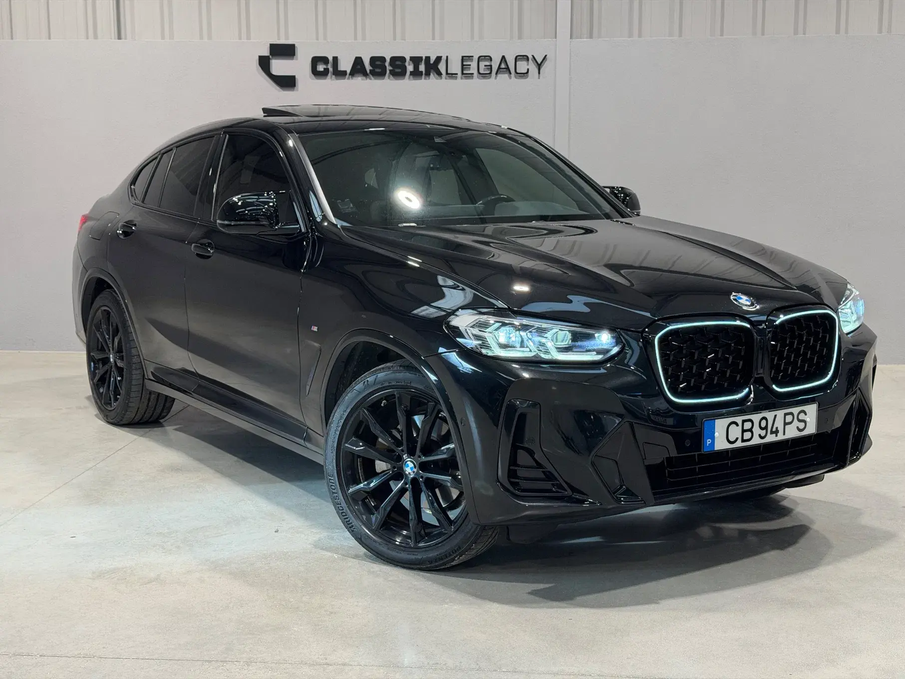 BMW X4 Outro 1