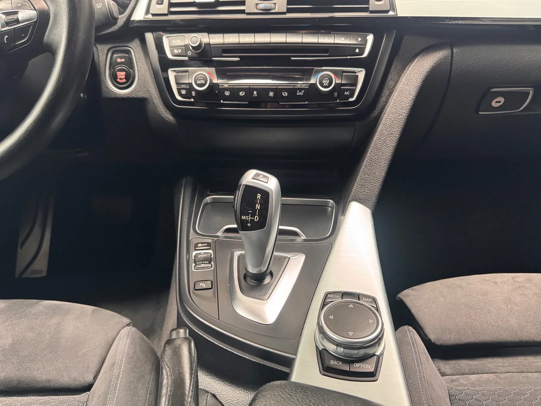 BMW 418 Gran Coupé d Pack M Auto 15