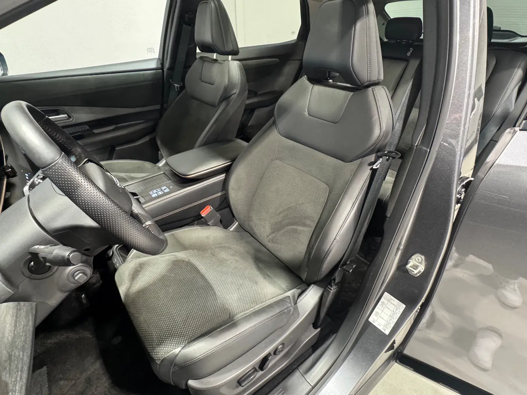Nissan Ariya 87 kWh Evolve Pack 10