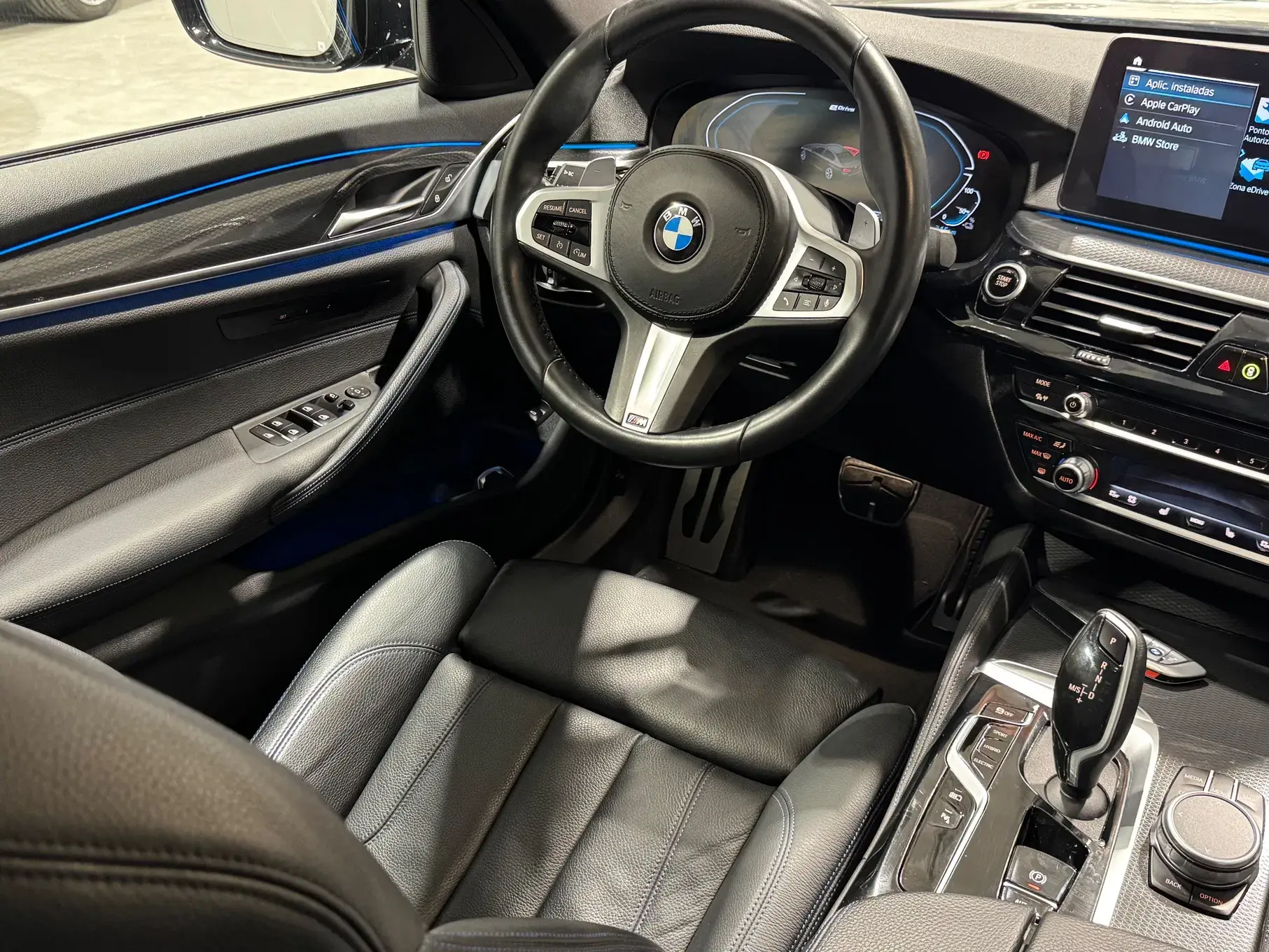 BMW 545 e xDrive Pack M 5