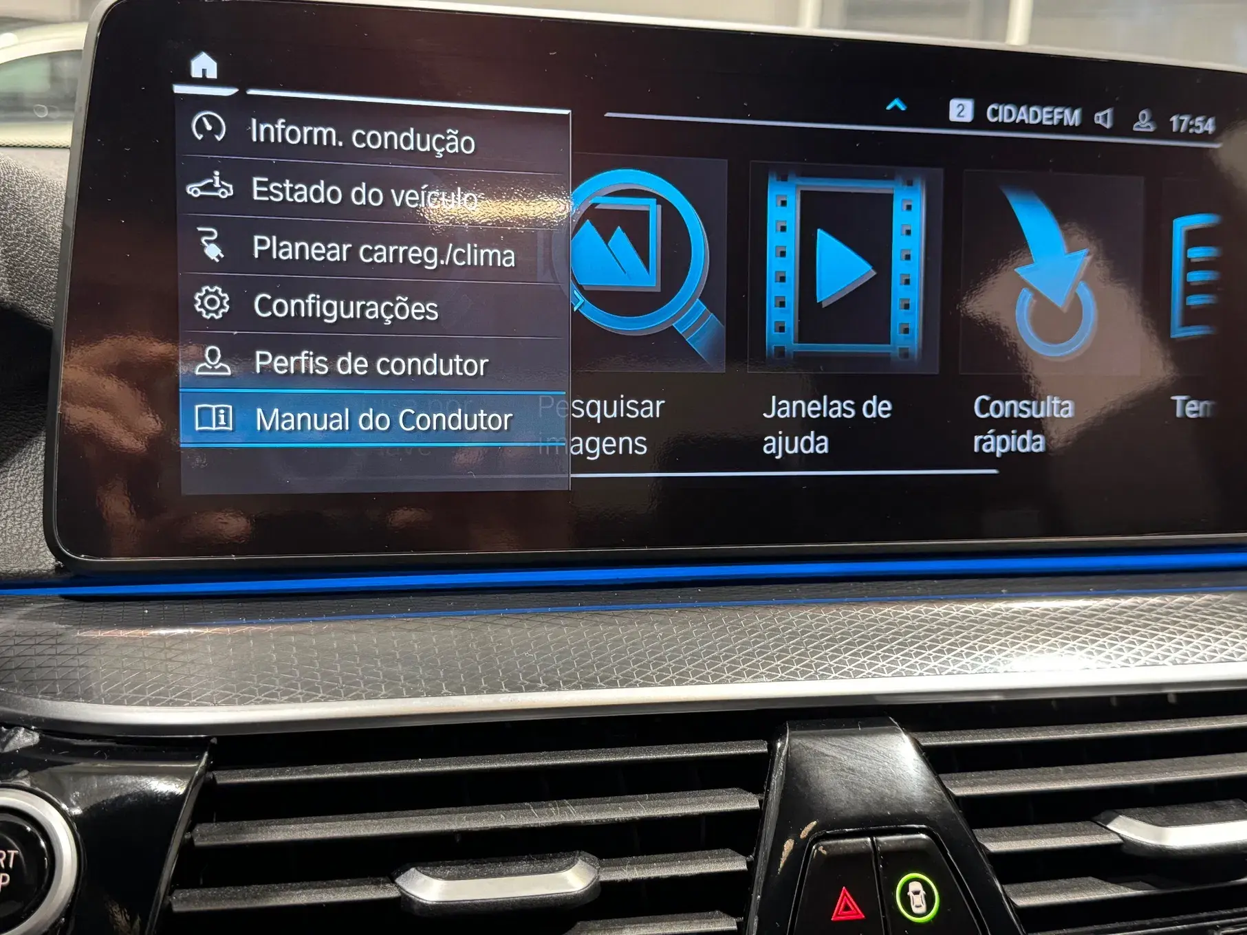 BMW 545 e xDrive Pack M 18