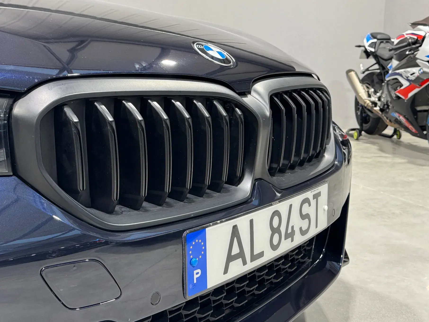 BMW 545 e xDrive Pack M 25
