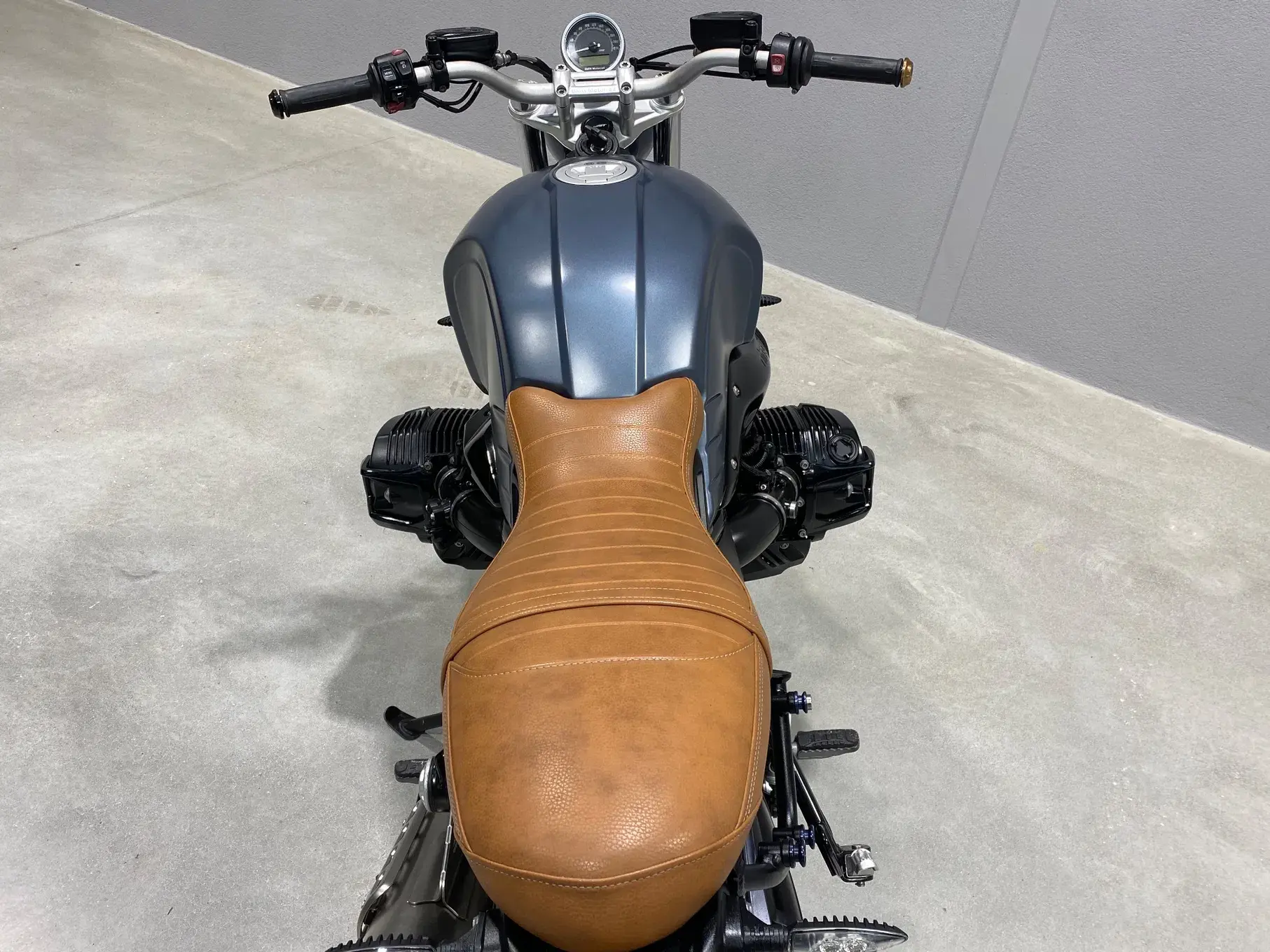 BMW R nineT Outro 11
