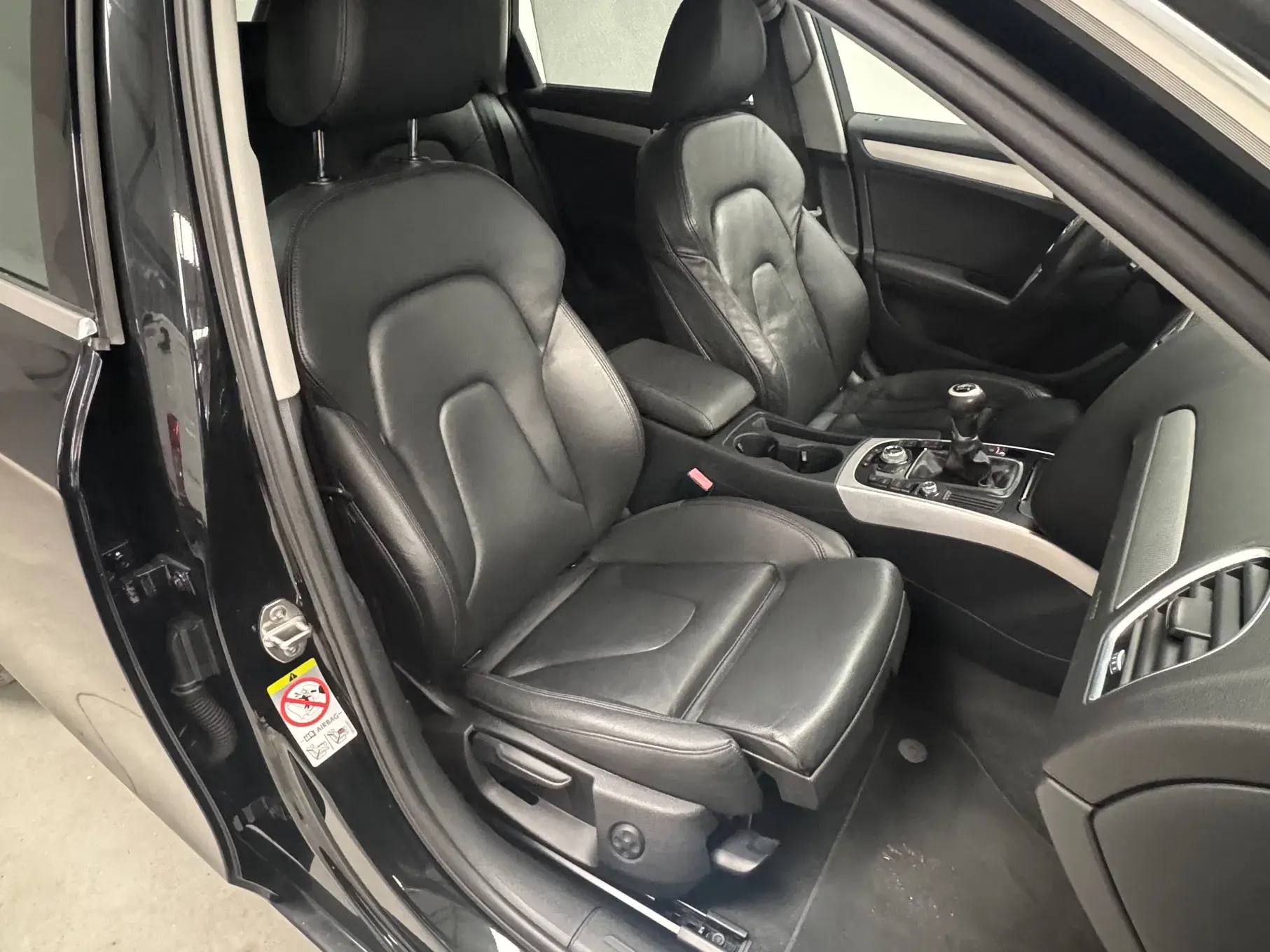 Audi A4 Avant 2.0 TDI Business Line Sport 10