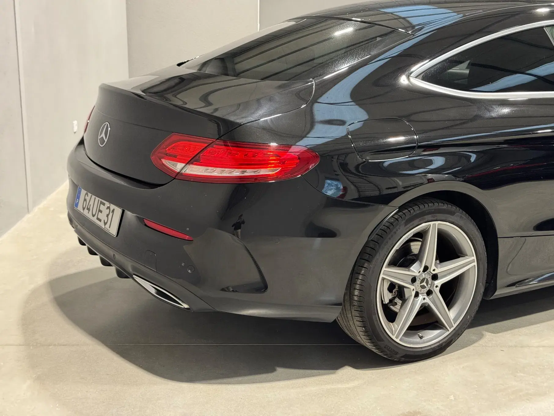 Mercedes-Benz C 250 d 9G-TRONIC AMG Line 5