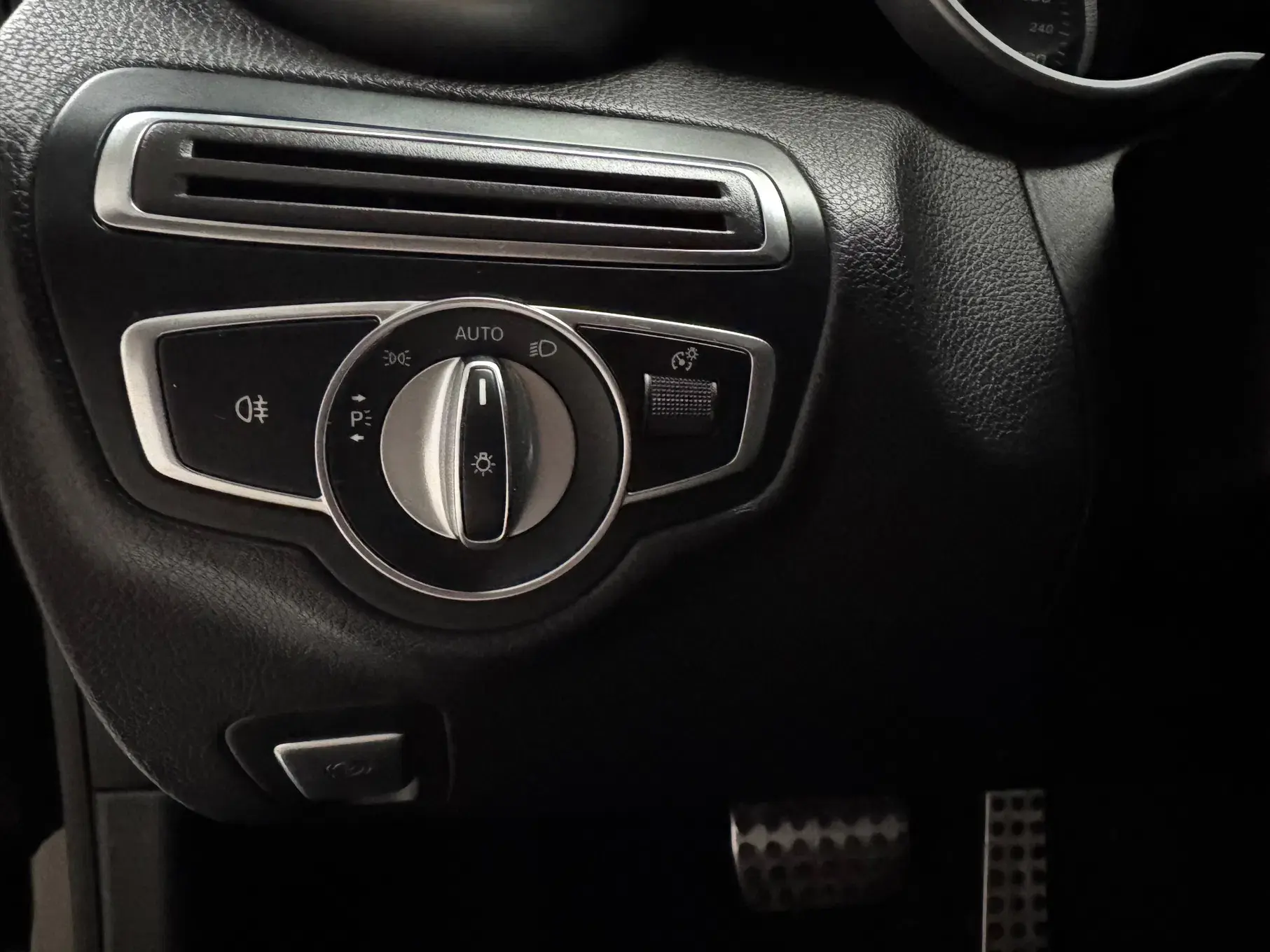 Mercedes-Benz C 250 d 9G-TRONIC AMG Line 18