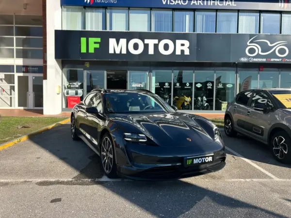Porsche Taycan Sport Turismo Outro 1