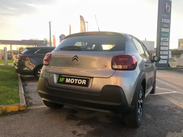 Citroën C3 1.2 PureTech C-Series 16