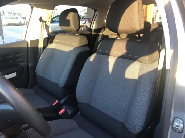 Citroën C3 1.2 PureTech C-Series 6