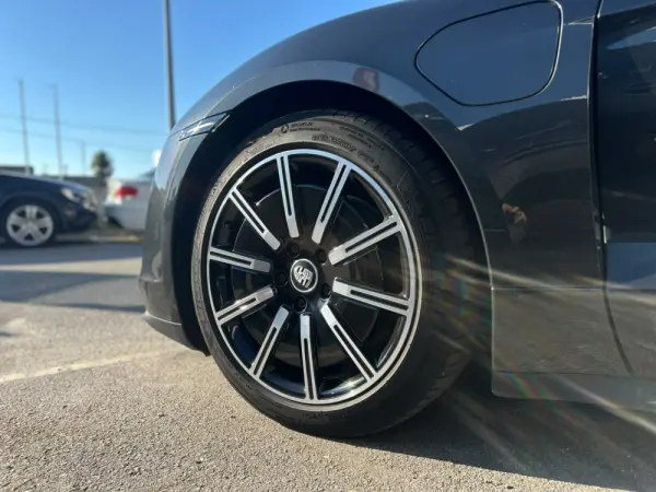 Porsche Taycan Sport Turismo Outro 6