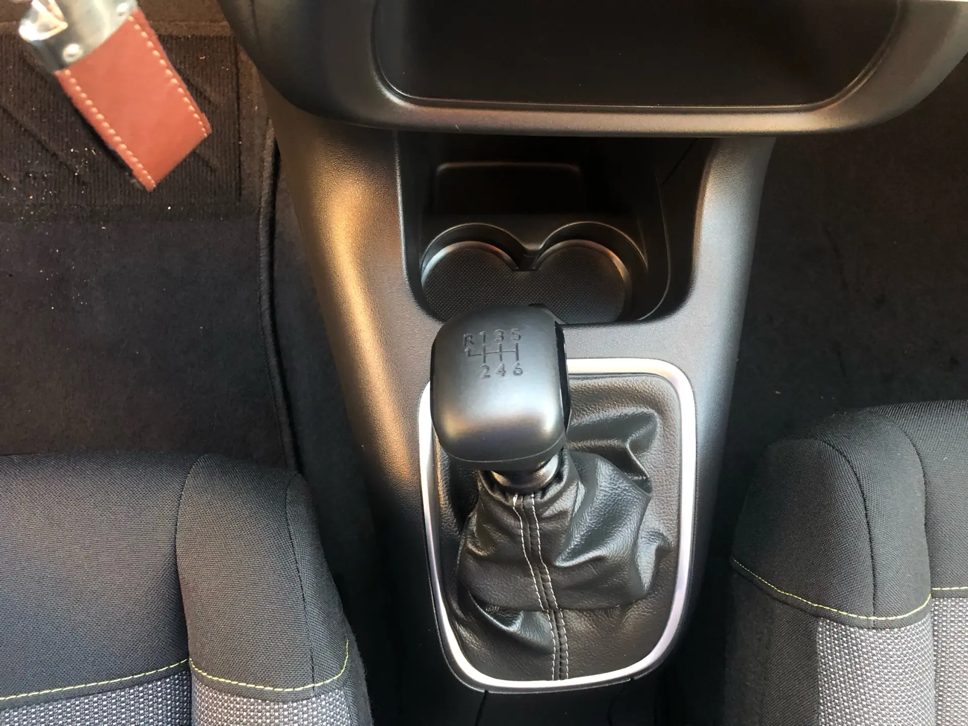 Citroën C3 1.2 PureTech C-Series 11