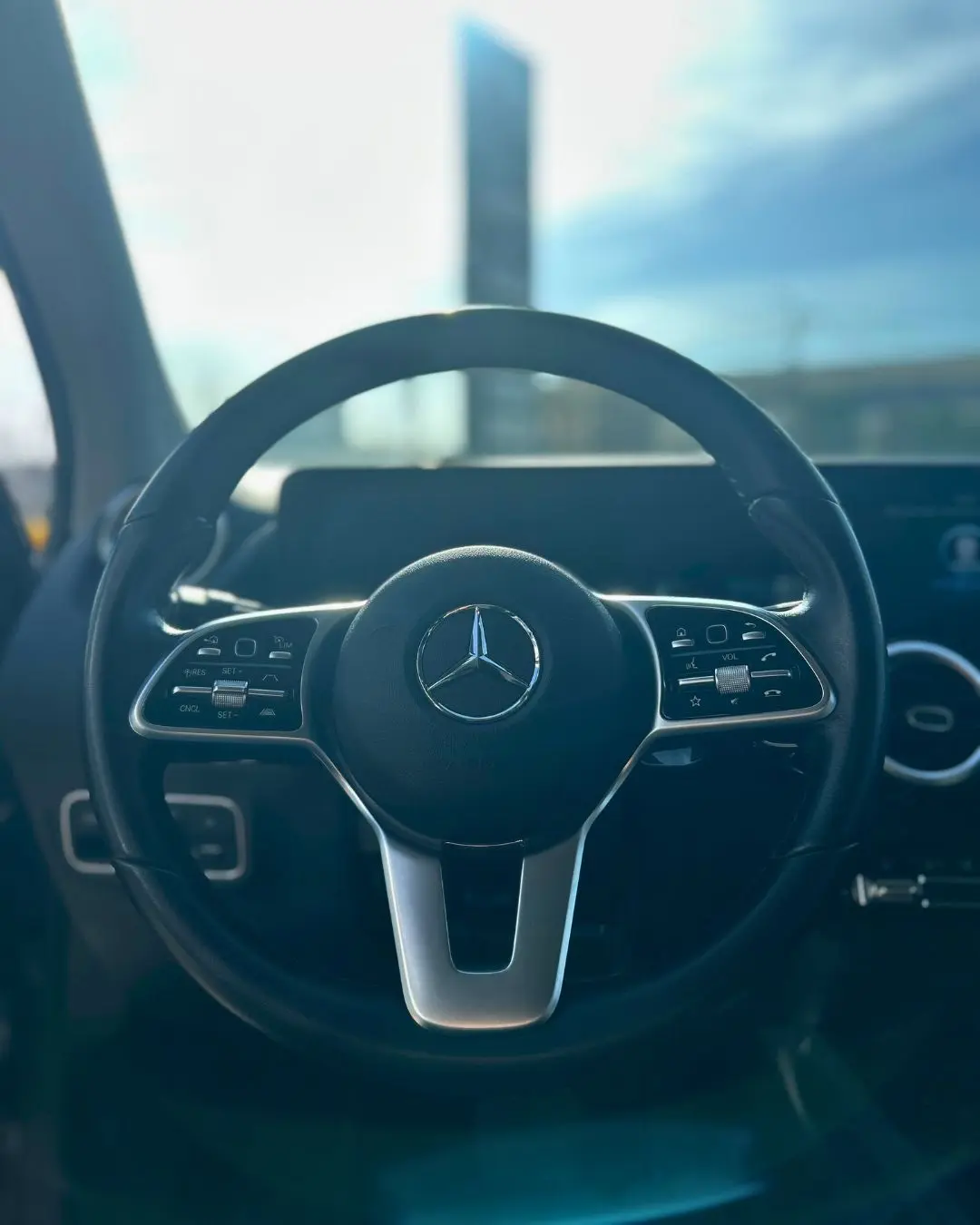 Mercedes-Benz GLA 250 e Progressive 5