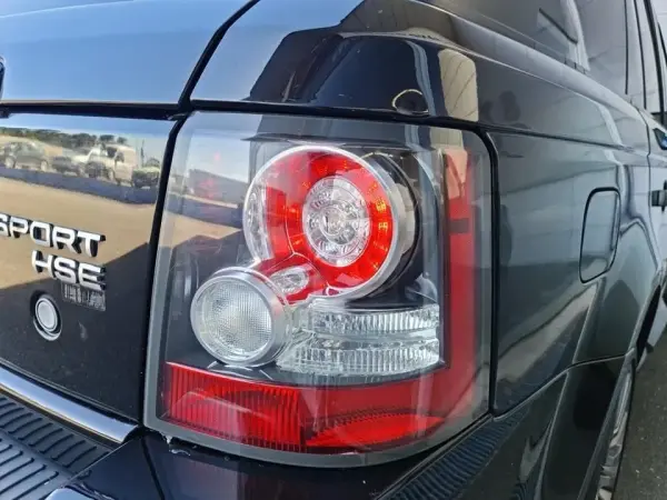 Land Rover Range Rover Sport 3.0 TDV6 HSE 4