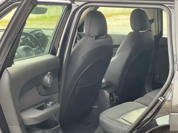 MINI Clubman One D 4Business Plus 8