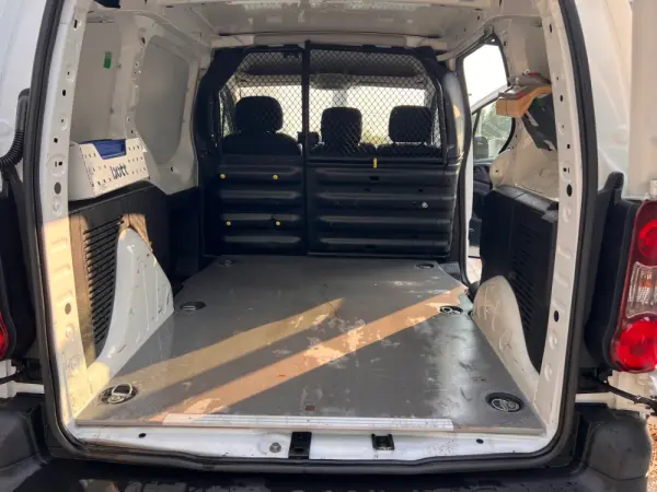 Peugeot Partner 1.6 BlueHDi L2 Pro 3L 4