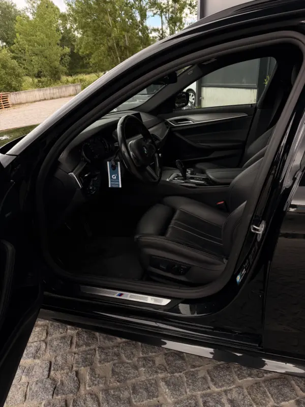 BMW 520 d Pack M Auto 4