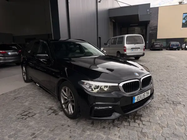 BMW 520 d Pack M Auto 2