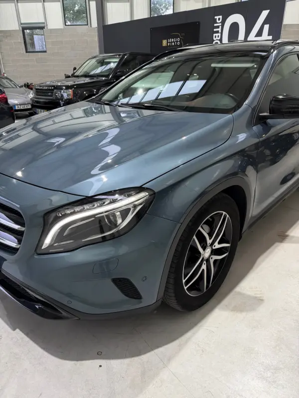 Mercedes-Benz GLA 180 (CDI) d 7G-DCT Urban 2