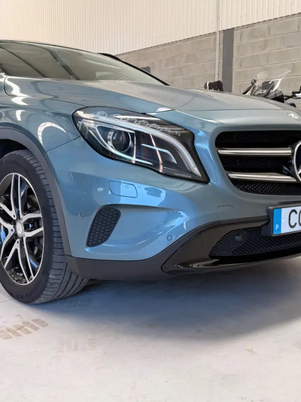 Mercedes-Benz GLA 180 (CDI) d 7G-DCT Urban 3