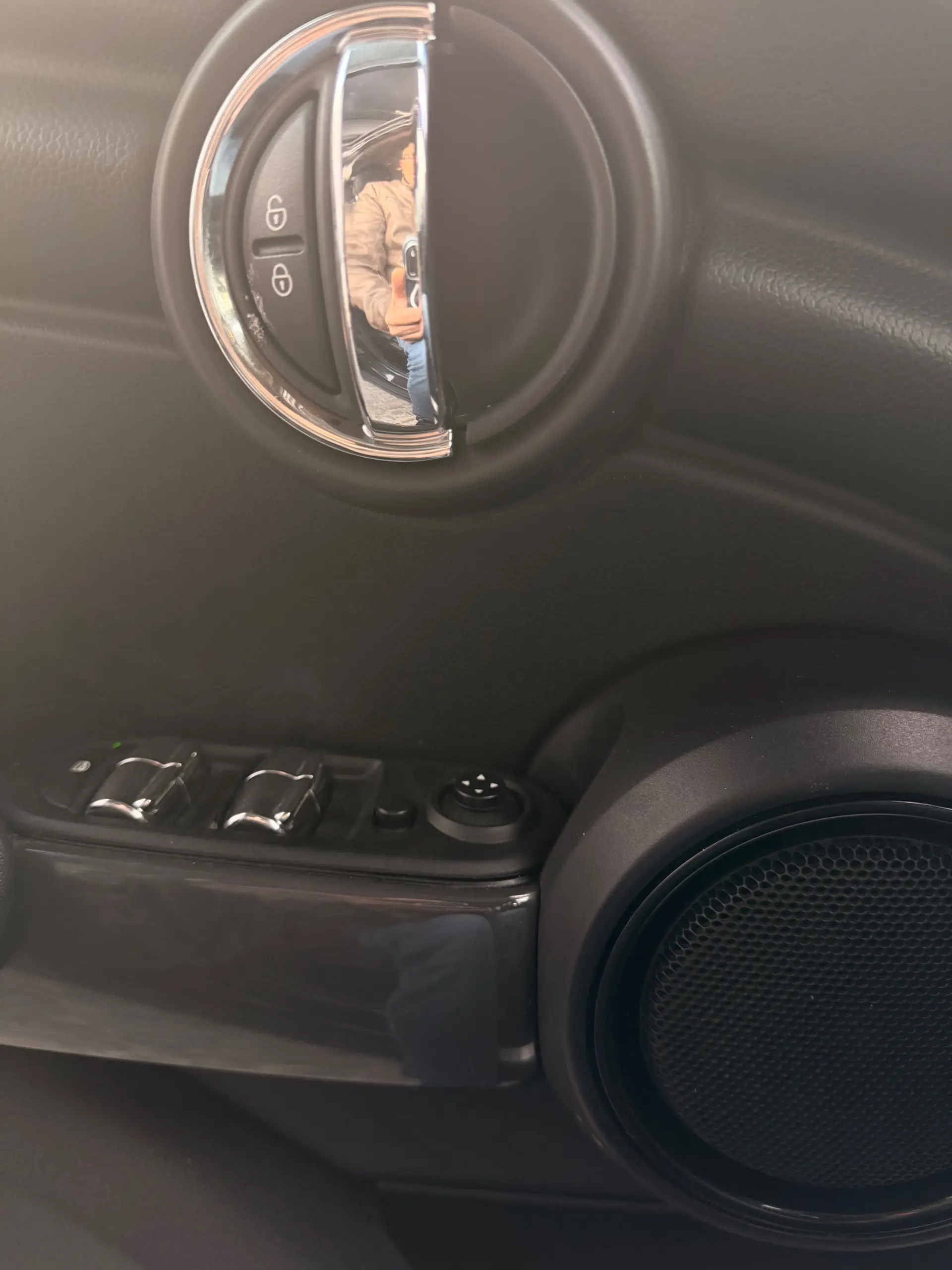 MINI 5 Portas Cooper D 8