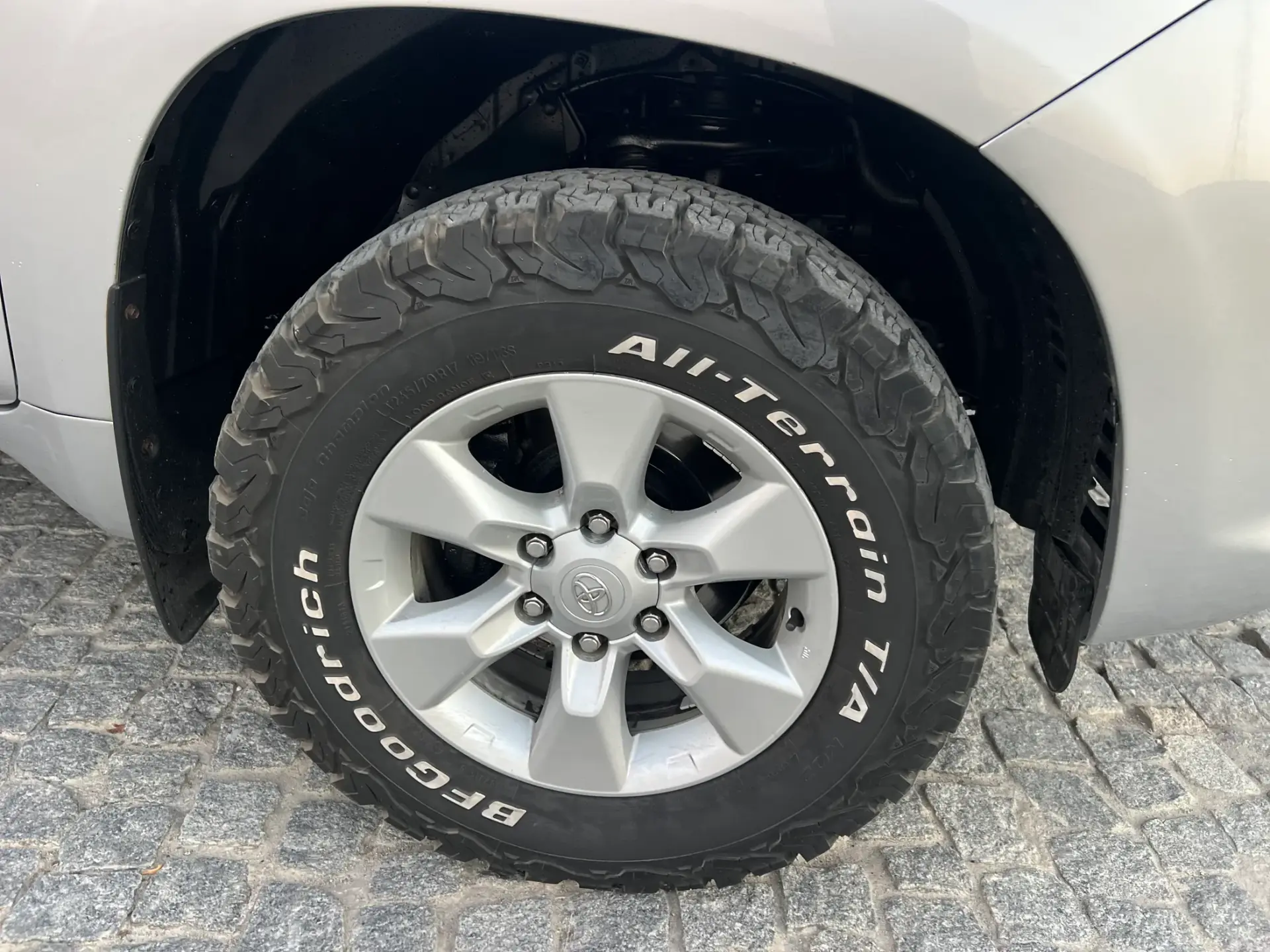 Toyota Land Cruiser 3.0 D-4D 4