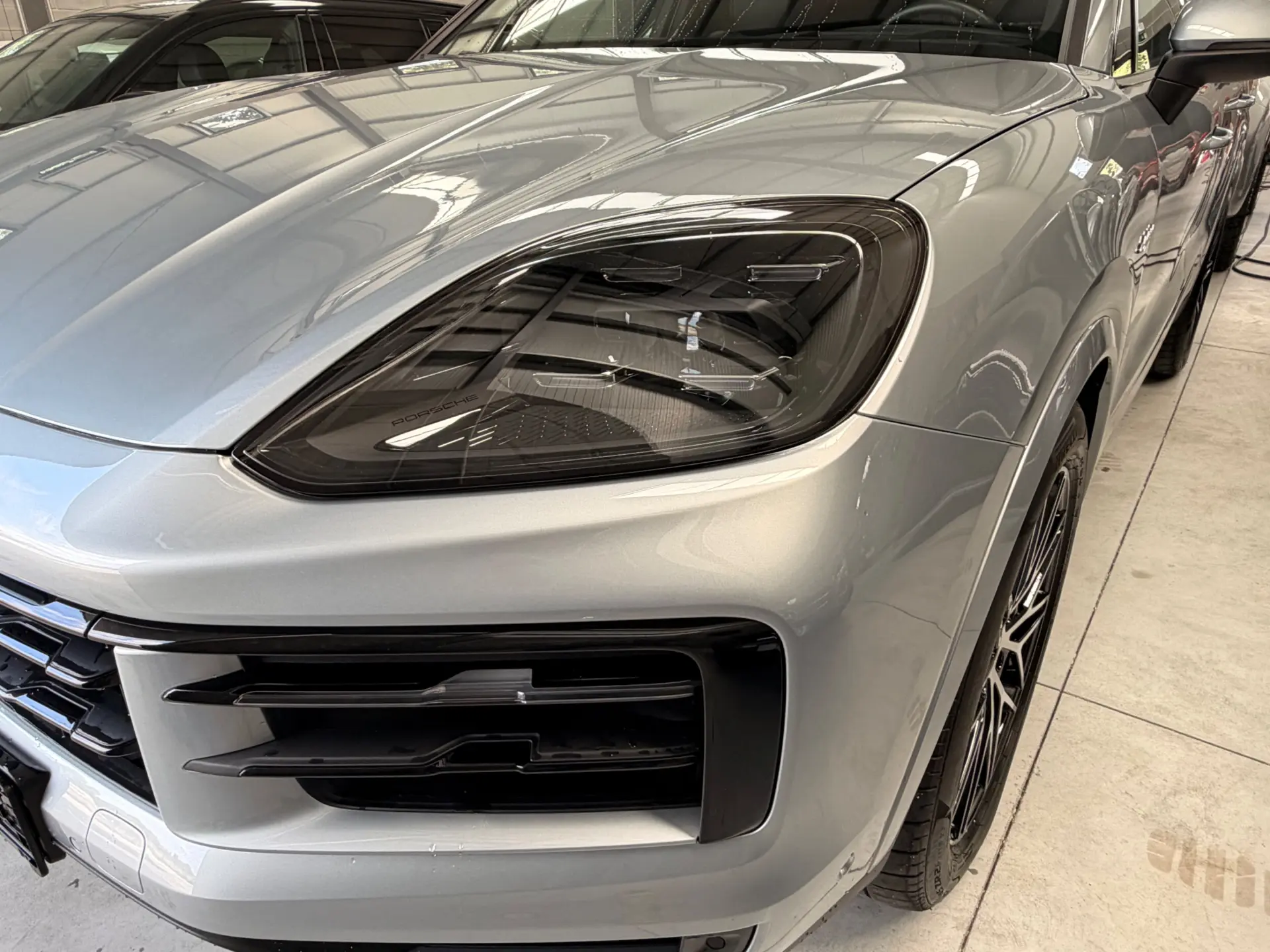 Porsche Cayenne E-Hybrid 7