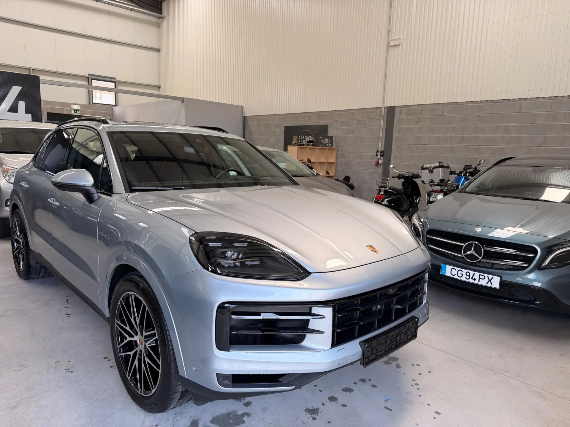 Porsche Cayenne E-Hybrid 5