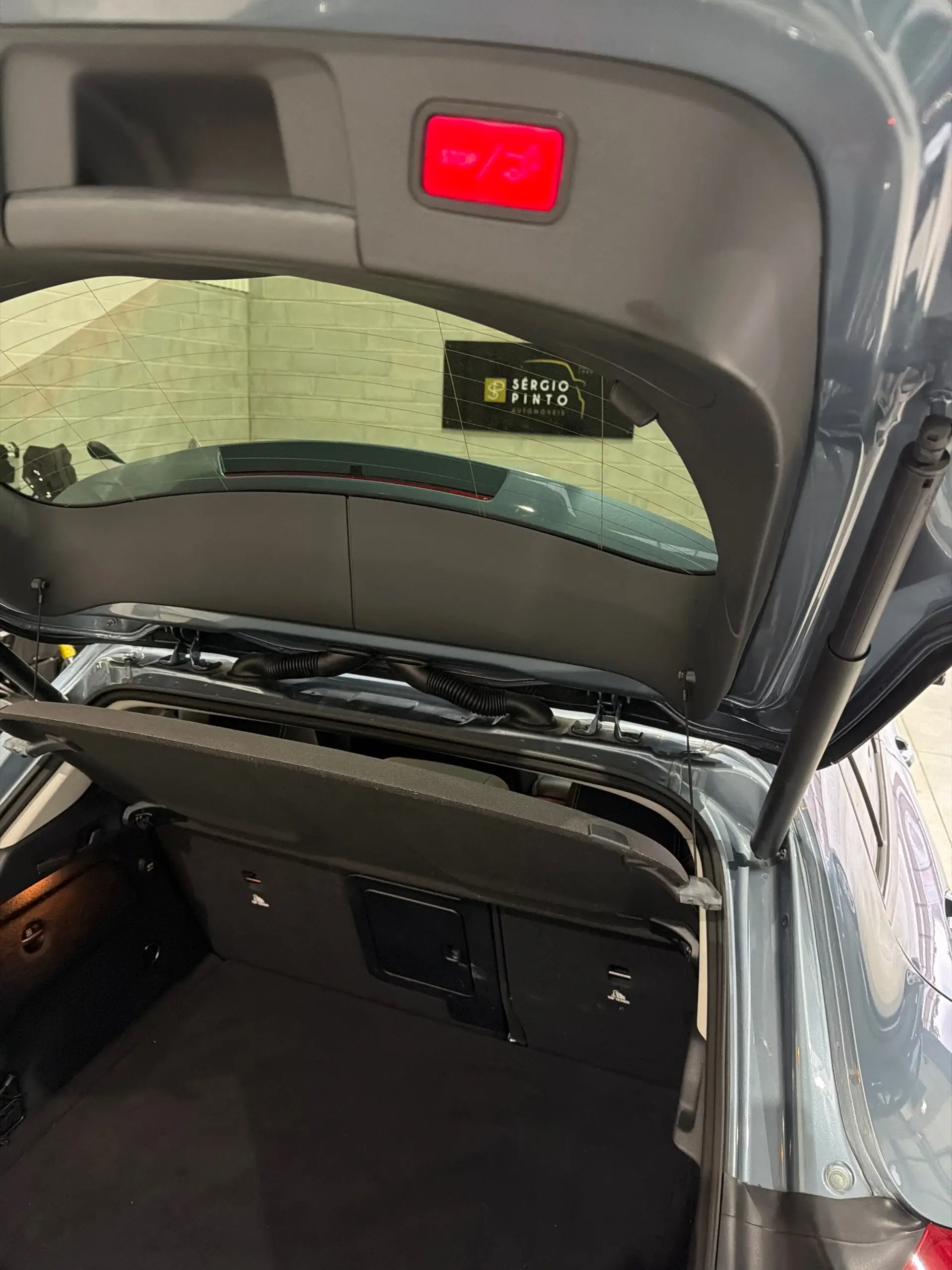 Mercedes-Benz GLA 180 (CDI) d 7G-DCT Urban 7
