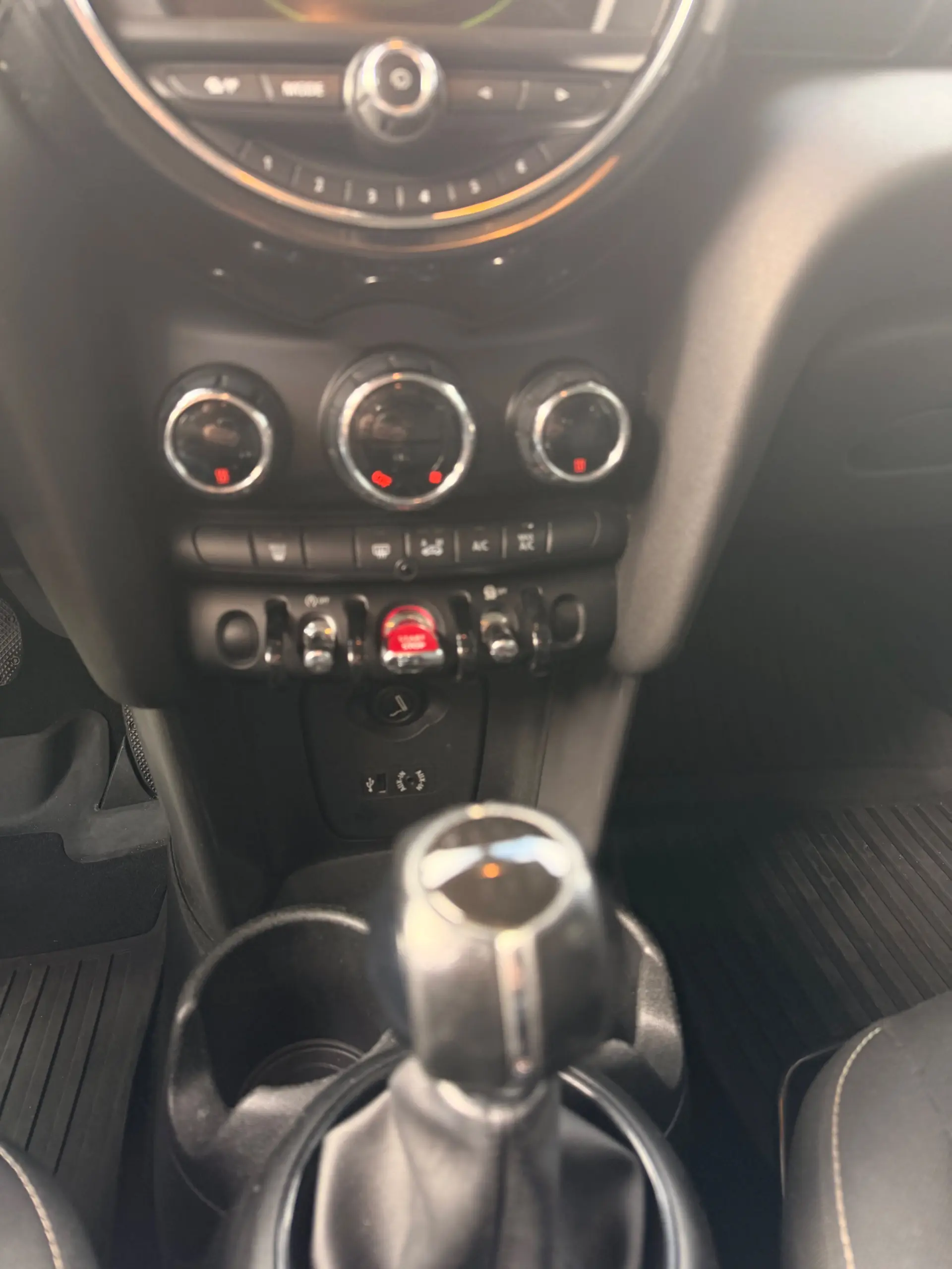 MINI 5 Portas Cooper D 6