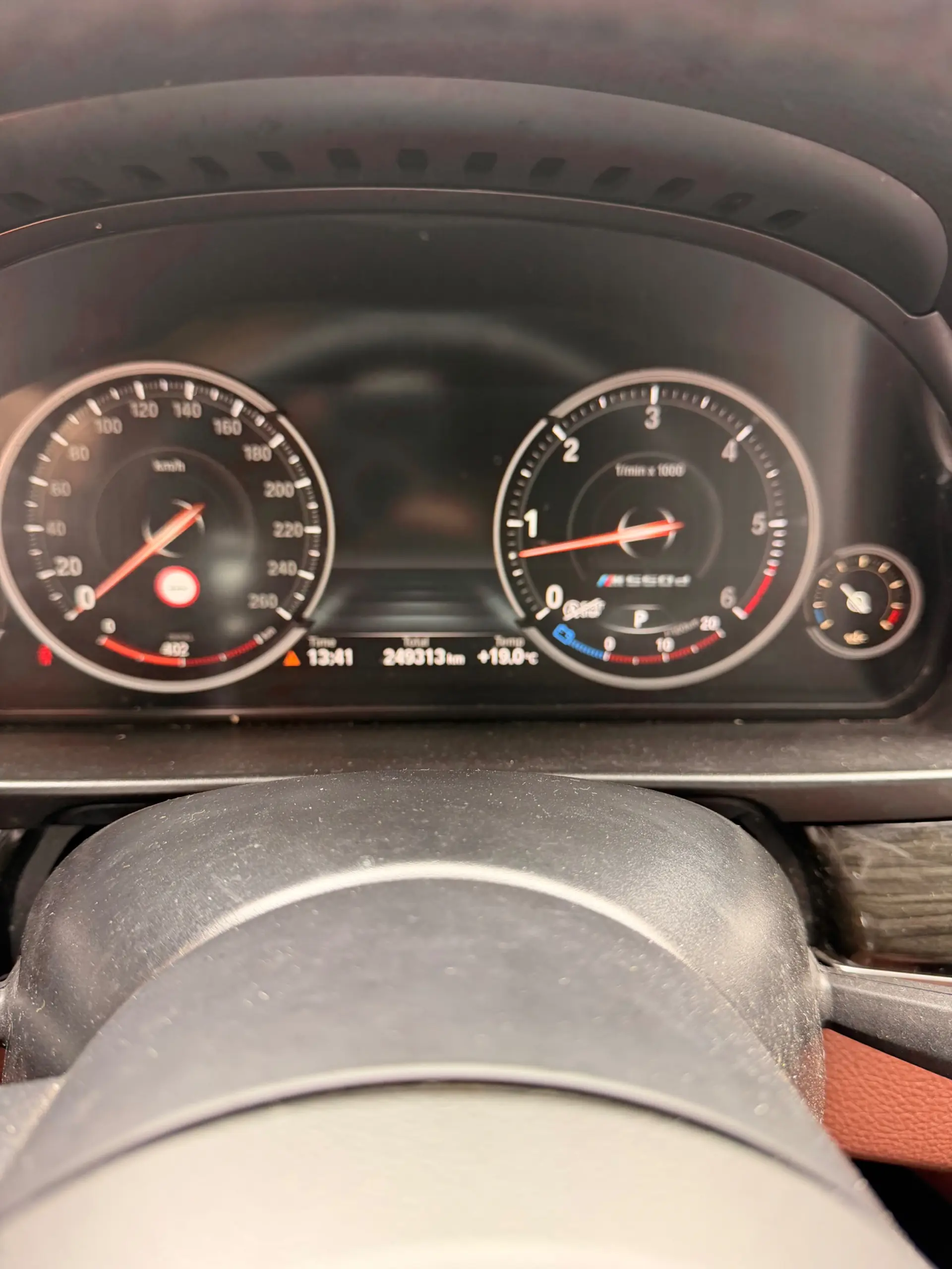 BMW M550d xDrive Auto 7