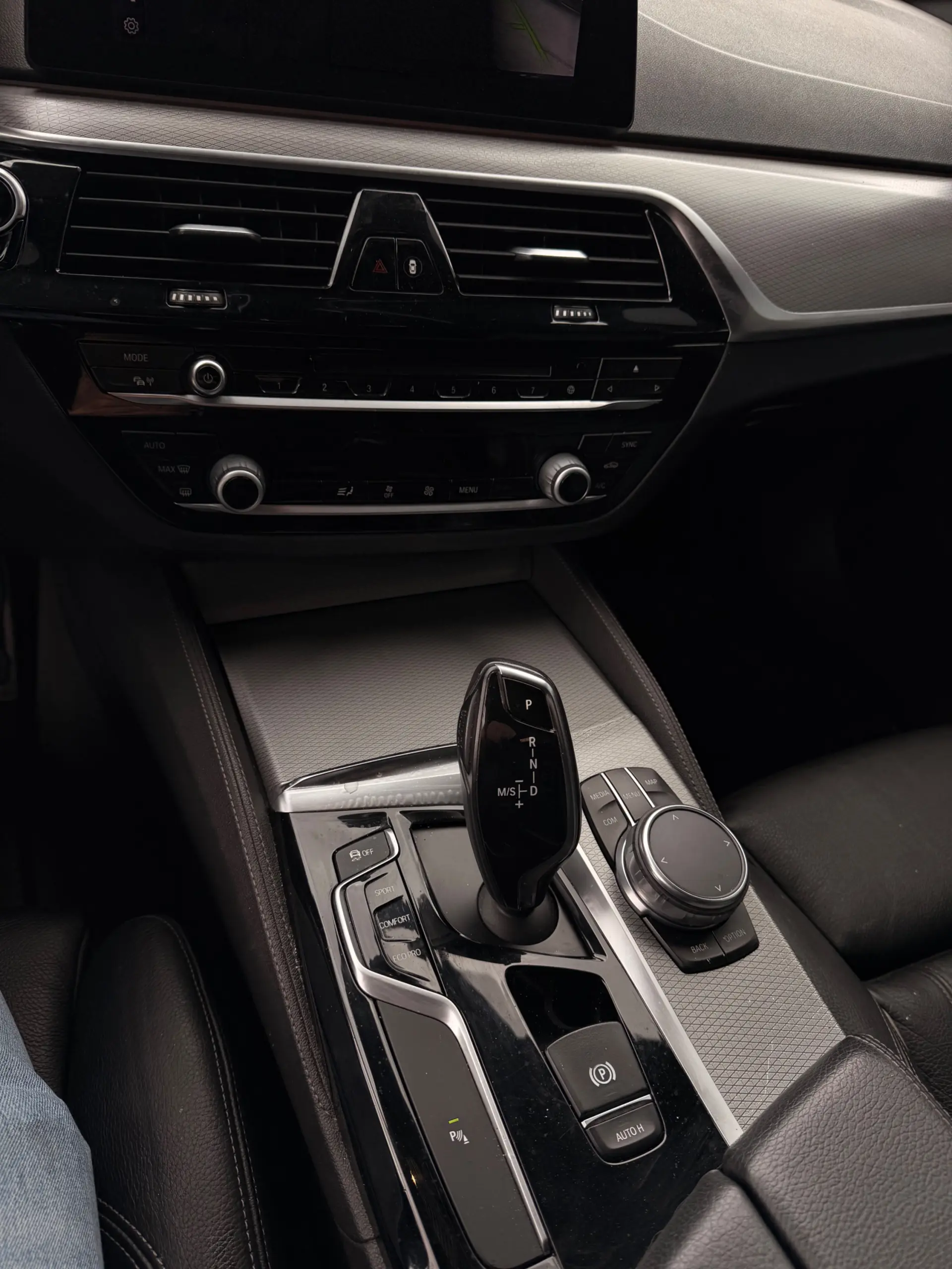 BMW 520 d Pack M Auto 6