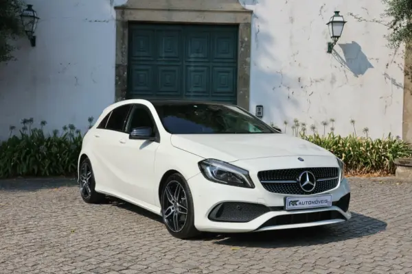 Mercedes-Benz A 180 AMG Line 17