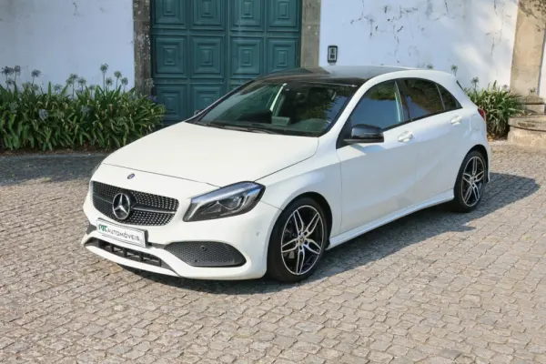 Mercedes-Benz A 180 AMG Line 4