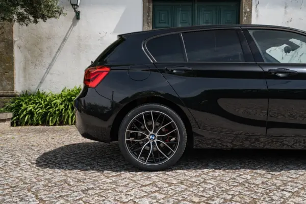BMW 118 d Line Sport Shadow Auto 17