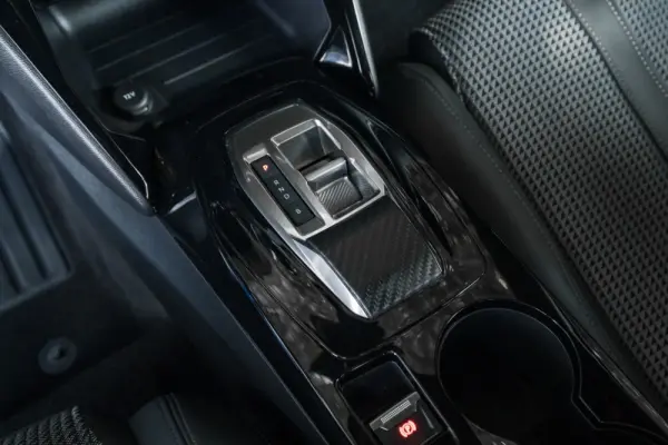 Peugeot e-2008 50 kWh GT 39