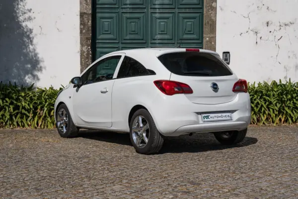 Opel Corsa 11