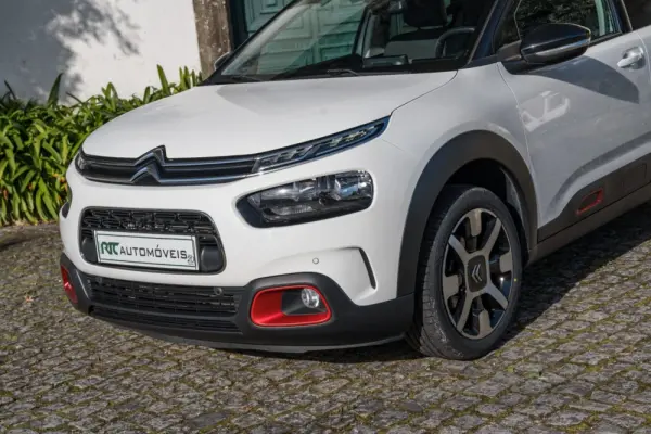 Citroen C4 Cactus 1.2 PureTech Shine 2